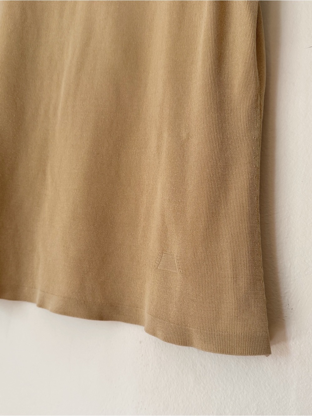 Akris 2023 "100 Years" Silk Knit Scoop Tank Top in Beige - Picture 4 of 5